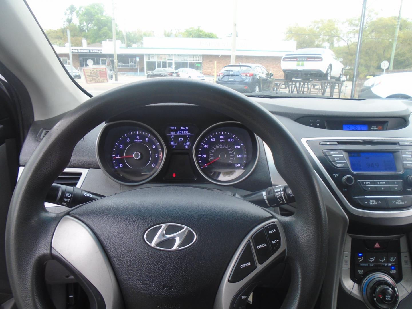 2013 Hyundai Elantra Limited (5NPDH4AEXDH) with an 1.8L L4 DOHC 16V engine, 6-Speed Automatic transmission, located at 5117 SR 674, Wimauma, FL, 33598, (813) 938-5846, 27.712418, -82.322784 - Photo#6